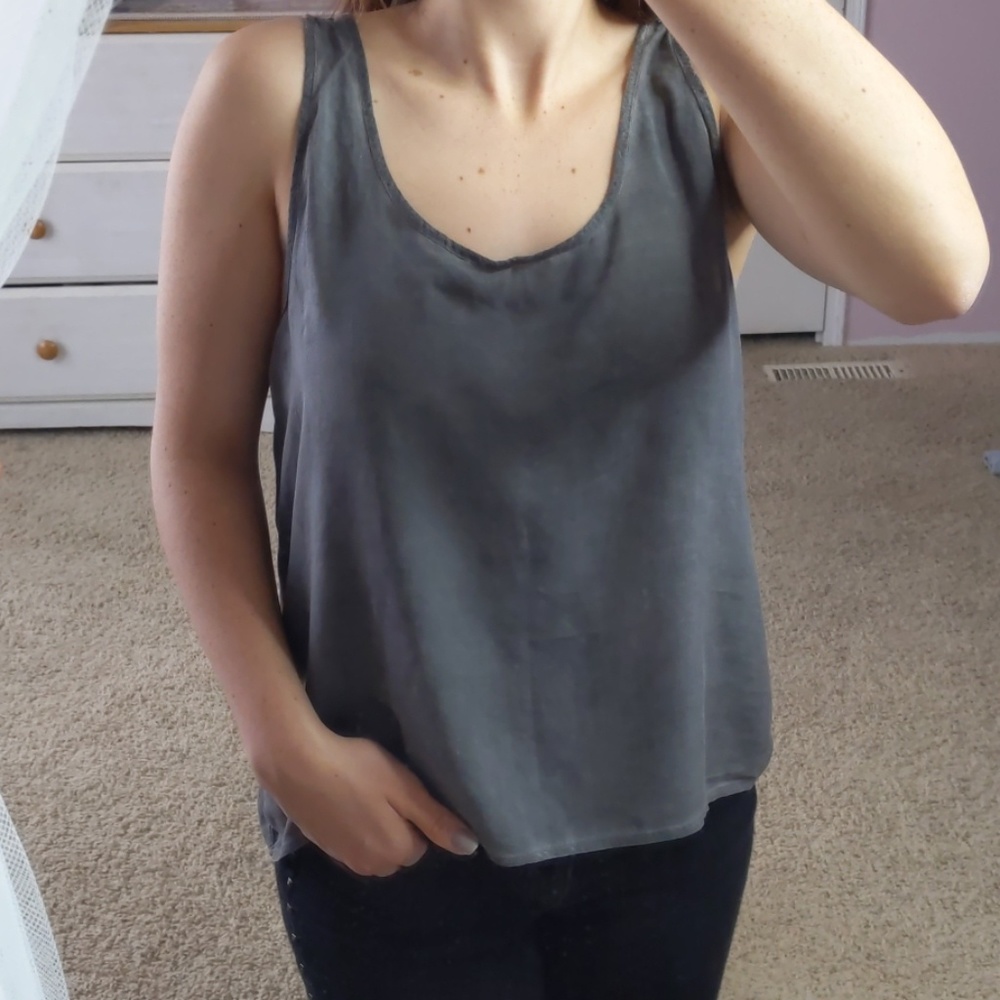 Gray oversized tank